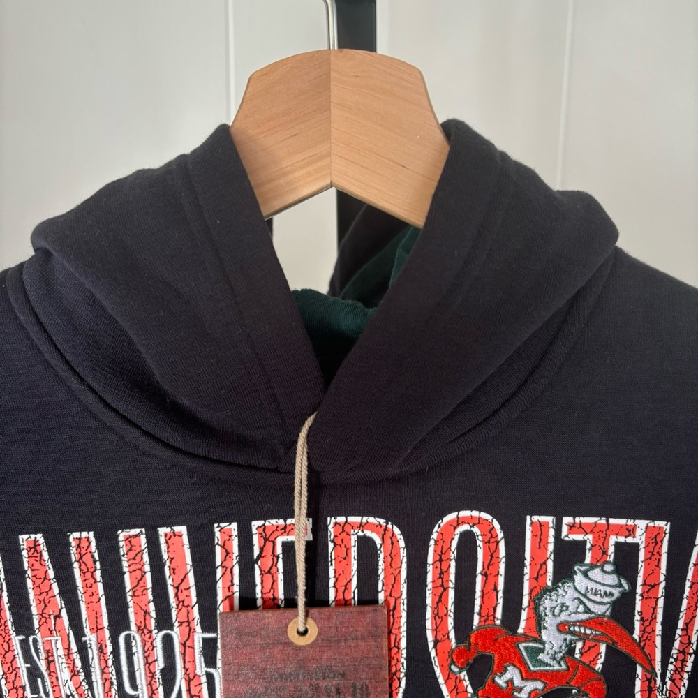 NWT Mitchell & Ness Black Miami Hurricanes OG Fleece 2.0 Pullover Hoodie Boys S